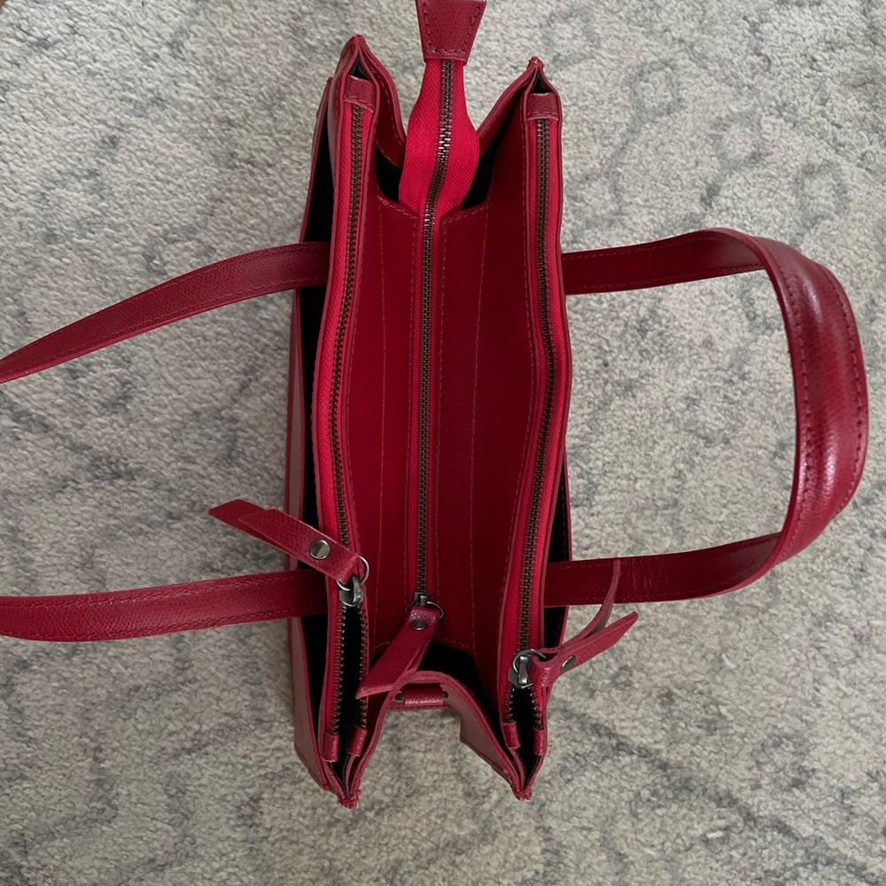 Fouetté Satchel Purse. Leather - Picture 15 of 16